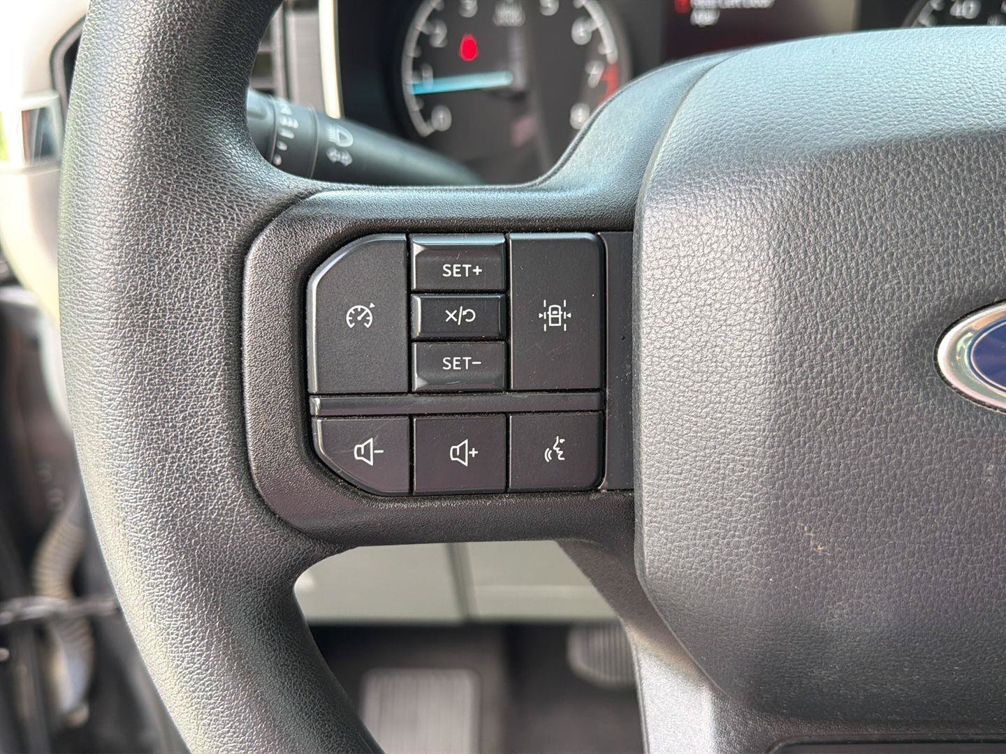 Used 2023 Ford F150 XLT AWD/4WD image 21