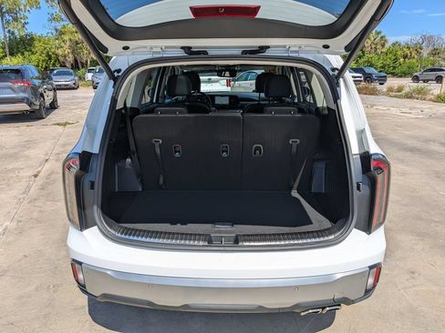 Certified 2023 Kia Telluride SX AWD/4WD image 12