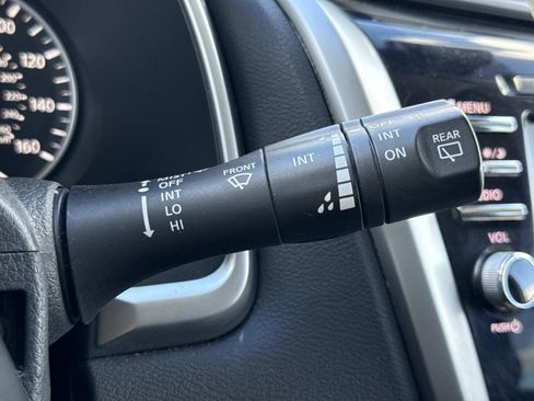 Used 2020 Nissan Murano S w/ Technology Package image 16