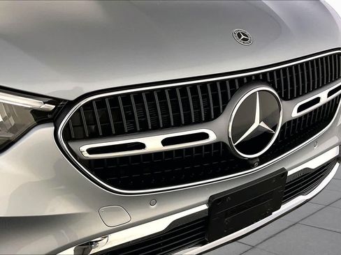 Used 2026 Mercedes-Benz GLC 300 4MATIC image 32