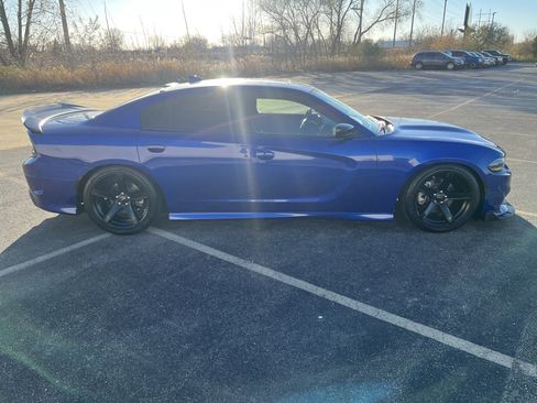 Used 2022 Dodge Charger R/T w/ Harman/Kardon Audio Group image 7