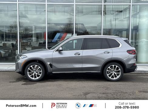 New 2026 BMW X5 xDrive40i image 3