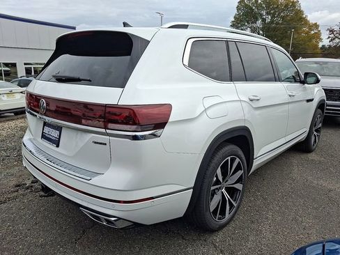 New 2026 Volkswagen Atlas SEL Premium R-Line image 4