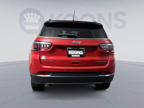 Used 2023 Jeep Compass Limited image 5
