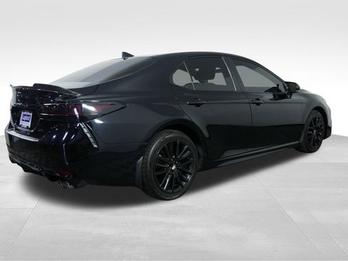Used 2023 Toyota Camry SE FWD image 9