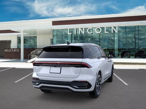 New 2026 Lincoln Nautilus Reserve AWD/4WD image 8