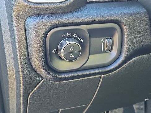 Used 2024 RAM 2500 Big Horn w/ Bed Utility Group image 14