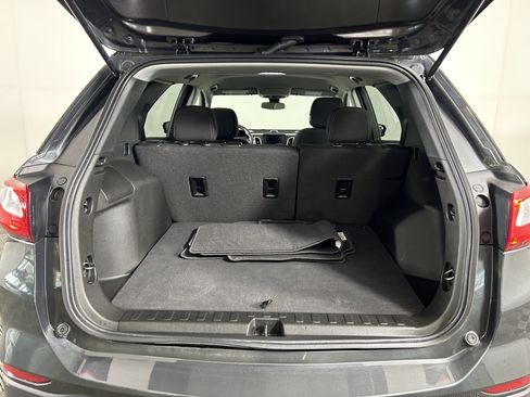 Used 2021 Chevrolet Equinox LS AWD/4WD image 24