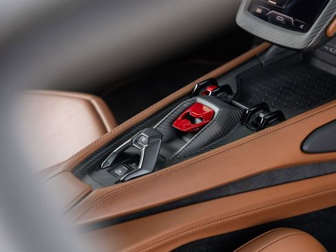 Used 2024 Lamborghini Revuelto AWD/4WD image 38