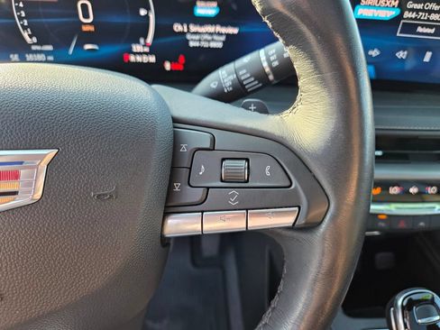Used 2024 Cadillac XT4 Premium Luxury w/ Technology Package FWD image 33