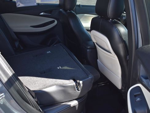 Used 2021 Buick Encore GX Select image 16