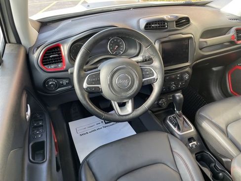 Certified 2023 Jeep Renegade Trailhawk w/ Sun/Sound Group image 19