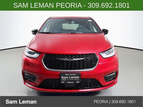 New 2026 Chrysler Pacifica Select FWD image 2