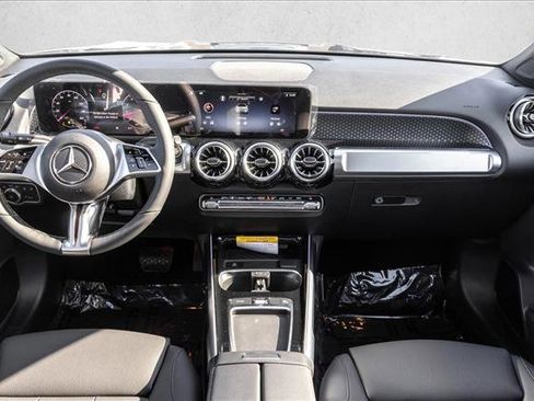 New 2026 Mercedes-Benz GLB 250 4MATIC image 22