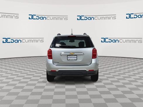 Used 2017 Chevrolet Equinox LT w/ Convenience Package FWD image 7