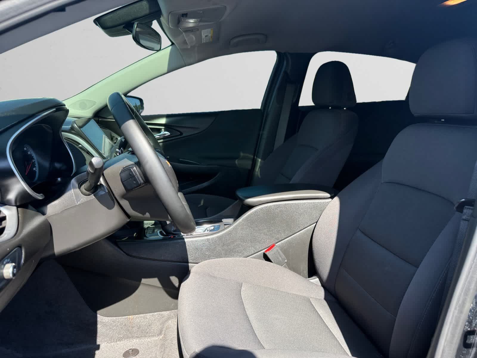 Used 2024 Chevrolet Malibu RS FWD image 9