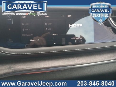 Used 2023 Jeep Grand Cherokee Overland w/ Luxury Tech Group IV image 10