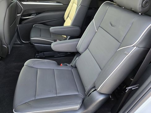 New 2026 Cadillac Escalade ESV Sport w/ LPO, ONYX Package AWD/4WD image 6