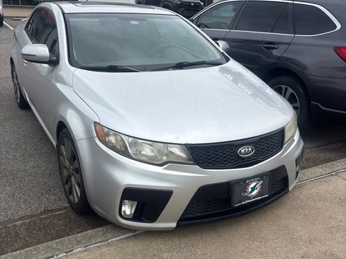 Used 2013 Kia Forte Koup SX w/ Tech Pkg FWD image 3