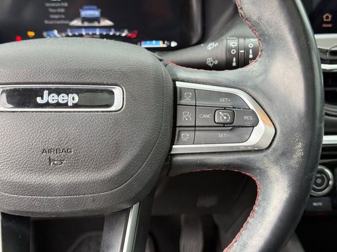 Used 2022 Jeep Compass Trailhawk w/ Trailhawk Elite Group AWD/4WD image 16