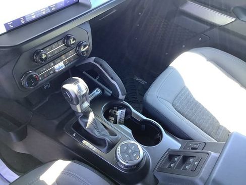 Used 2022 Ford Bronco Outer Banks w/ Sasquatch Package AWD/4WD image 18