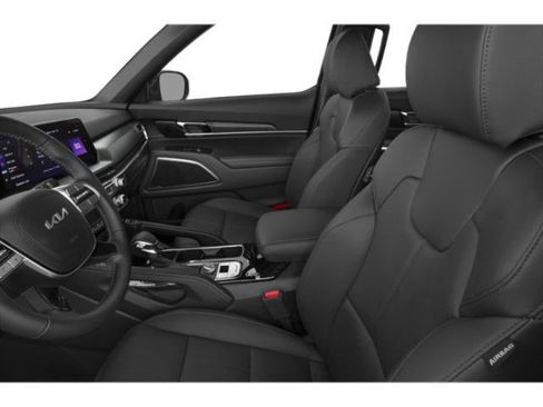 Used 2025 Kia Telluride EX w/ EX Captain's Chair Package FWD image 12
