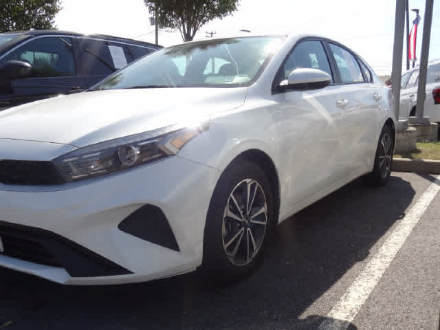 Used 2024 Kia Forte LXS FWD image 1