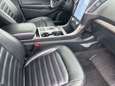 Used 2023 Ford Edge SEL AWD/4WD image 36