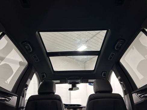 Used 2020 Cadillac XT6 Sport AWD/4WD image 27