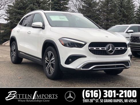 New 2025 Mercedes-Benz GLA 250 GLA 250 image 1