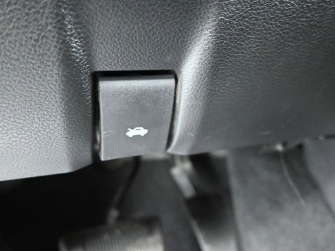 Used 2023 RAM 3500 Laramie w/ Night Edition image 28