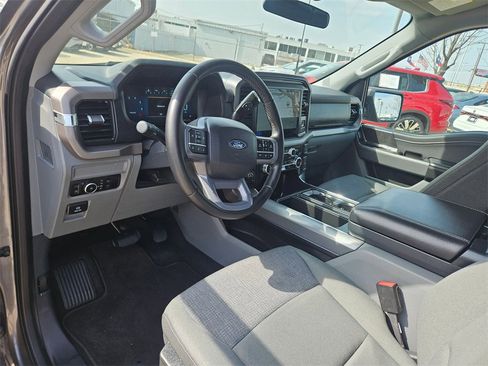Used 2025 Ford F150 XLT w/ Equipment Group 301A Standard image 13