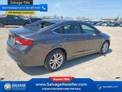 Used 2015 Chrysler 200 Limited FWD image 4