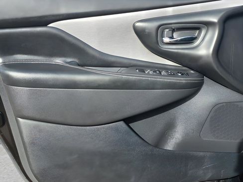 Certified 2020 Nissan Murano SV image 16