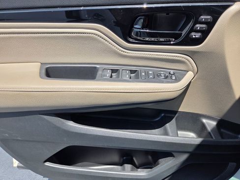 Used 2022 Honda Odyssey Elite image 36