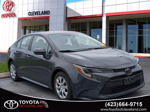 Used 2024 Toyota Corolla LE FWD image 1