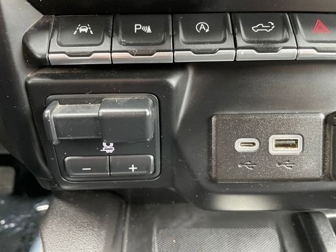 Used 2020 GMC Sierra 1500 SLT w/ SLT Premium Plus Package image 19