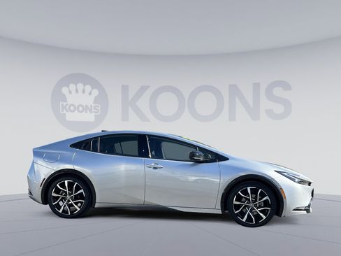 Used 2023 Toyota Prius Prime Premium w/ Advanced Technology Package image 7