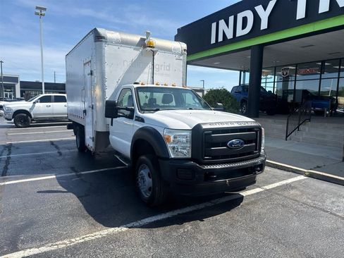 Used 2015 Ford F550 2WD Regular Cab Super Duty image 2