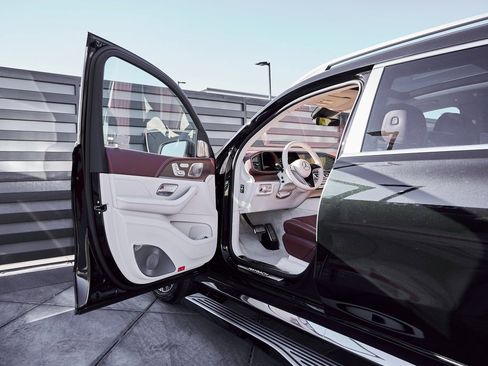 Used 2026 Mercedes-Benz Maybach GLS 600 Maybach GLS 600 image 29