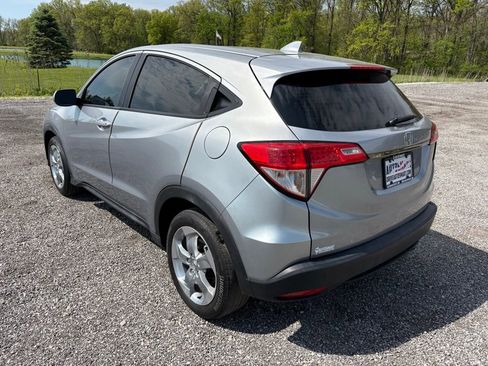 Used 2019 Honda HR-V LX image 5