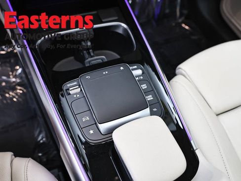Used 2021 Mercedes-Benz GLB 250 4MATIC image 24
