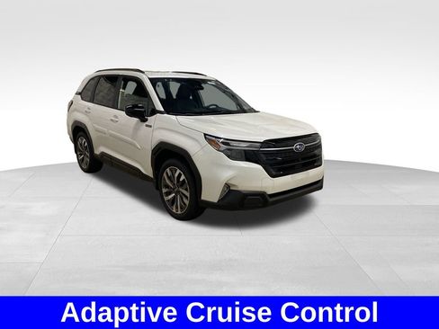 Certified 2025 Subaru Forester Touring AWD/4WD image 5