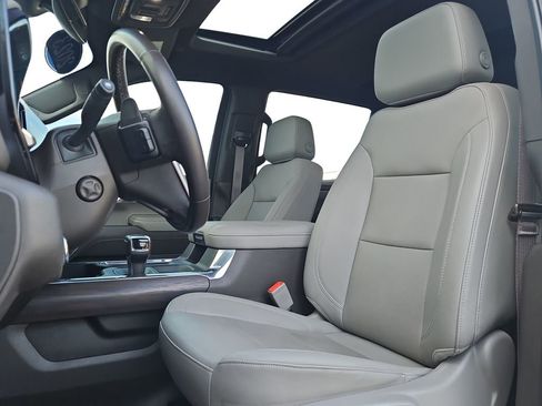 Used 2023 GMC Sierra 1500 SLT w/ SLT Premium Package image 28