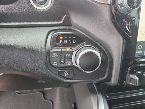 Used 2024 RAM 1500 Big Horn AWD/4WD image 7