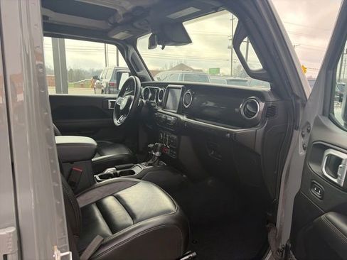 Used 2022 Jeep Wrangler Unlimited Rubicon image 39