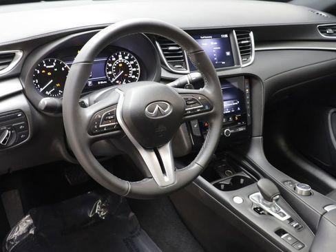 Used 2023 INFINITI QX55 Luxe w/ Cargo Package image 7