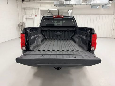 Certified 2025 Chevrolet Colorado Trail Boss AWD/4WD image 28