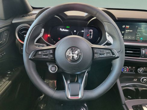 New 2025 Alfa Romeo Stelvio Sprint AWD/4WD image 60