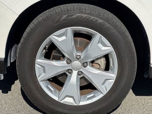 Used 2016 Subaru Forester 2.5i Limited image 24
